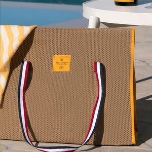 NWOT authentic VEUVE CLICQUOT BEACH BAG BY CALA